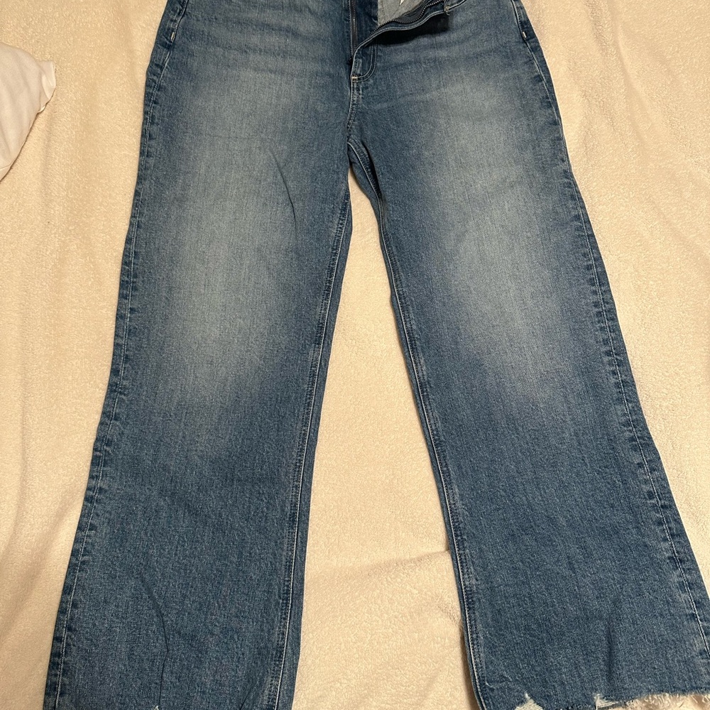 Paige women’s Stylish Blue Denim Jeans
